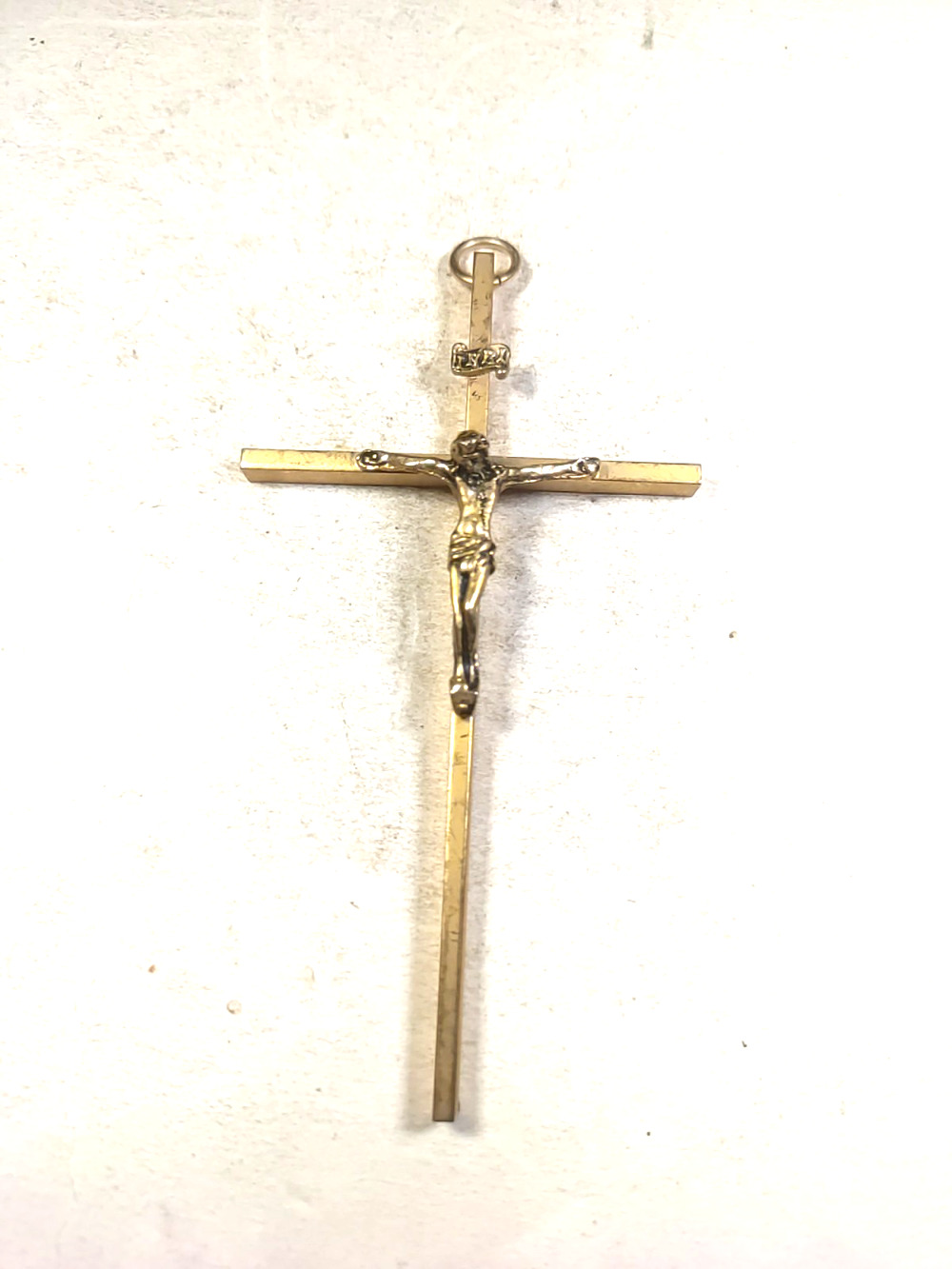 Large Pendant Gold Tone Crucifixion INRC Crafts